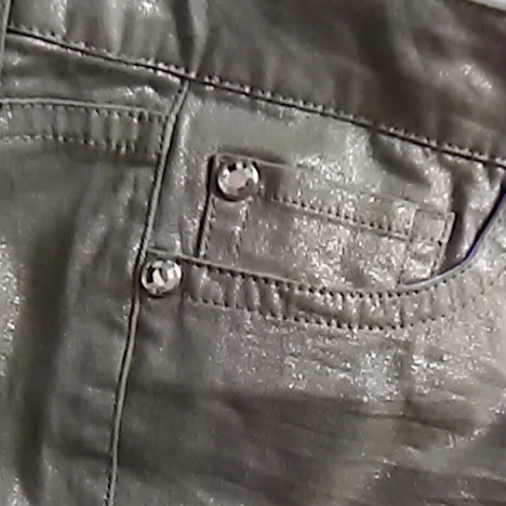 Pants - Picture 6 of 6